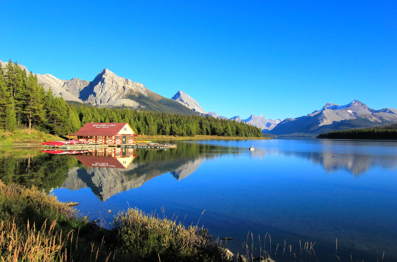 fly fishing lakes - lake of the woods canada